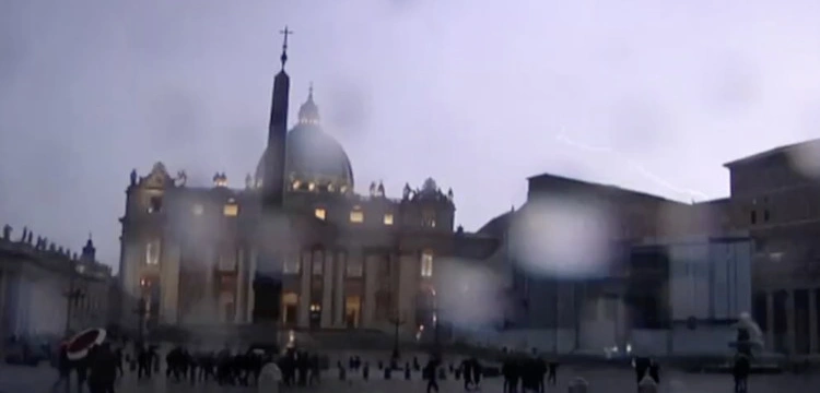 Stało się… Watykan oficjalnie dopuszcza błogosławienie par jednopłciowych