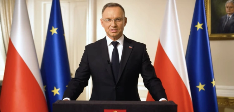 „Chodzi o suwerenną Rzeczpospolitą”. Prezydent wygłosił orędzie