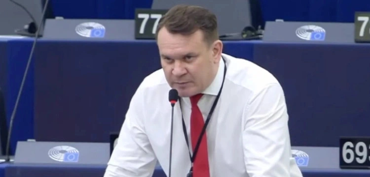 Tarczyński: Swoimi wpisami Tusk robi potężne problemy Polsce