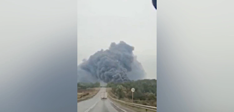 Z moskiewskich okien widać dziś kłęby dymu. Pod Moskwą płoną magazyny