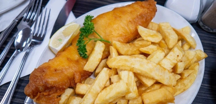 Jak przygotować domowe „Fish and chips”?
