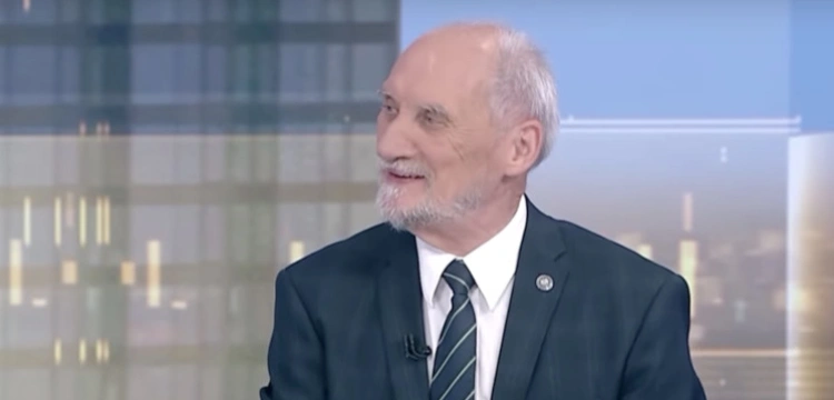 Antoni Macierewicz: Będziemy opozycją niepodległościową, nie totalną