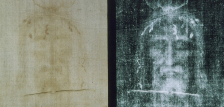 Całun Turyński. Ks. prof. Kobyliński: Najnowsze badania potwierdzają, że to płótno z czasów Jezusa