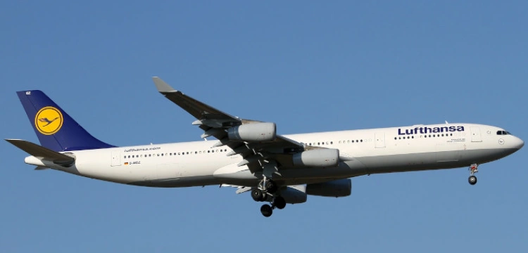Lufthansa zaczyna oszczędzać paliwo. Odwołano tysiące lotów