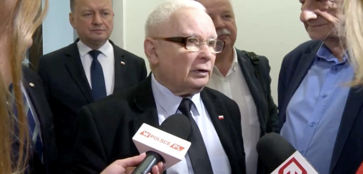 „Nieszczęście polskiej demokracji”. Prezes PiS o niszczonych obyczajach w Sejmie