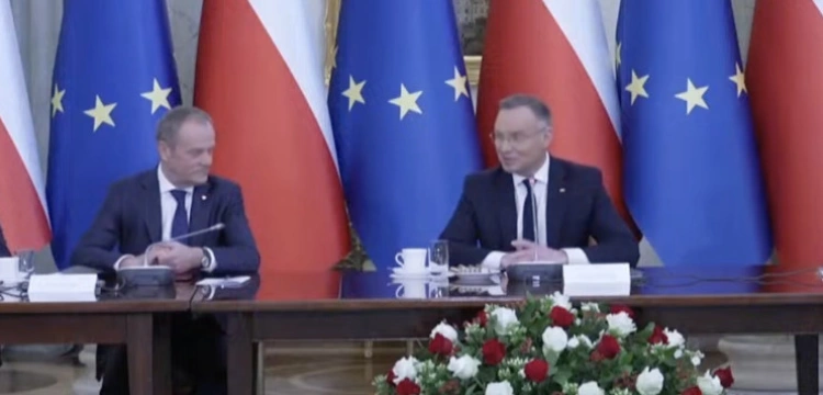 Rada Gabinetowa. Zamiast na inwestycjach, Tusk skupił się na Pegasusie