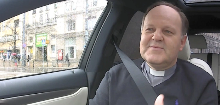 Obrzydliwy wpis ks. Sowy. Bartnik: W ogóle się Boga nie boisz?