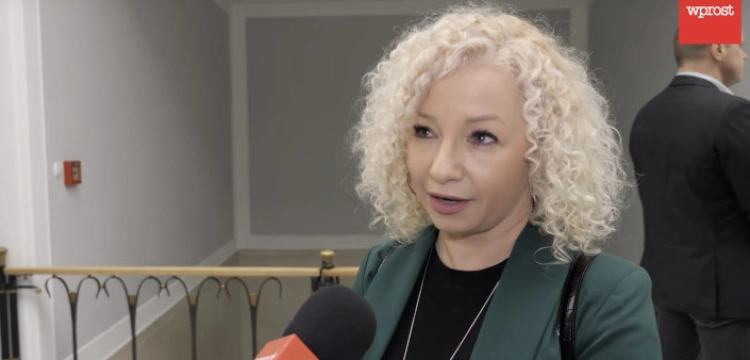 Kobiety będą pracować dłużej? Minister Kotula opowiada się za zrównaniem wieku emerytalnego