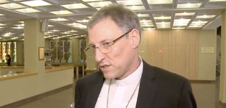 Abp Stankiewicz: błogosławiąc życie w grzechu, wyrządzamy zło