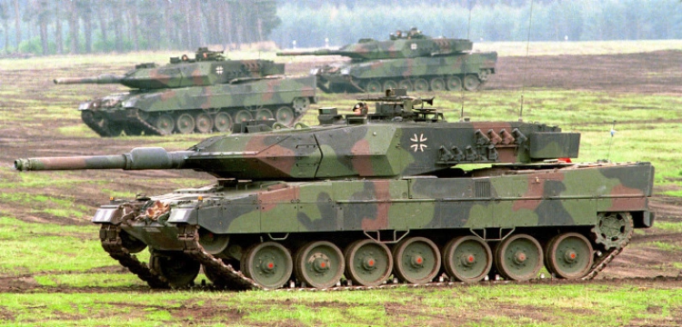 Słowacja też przejechała się na niemieckich czołgach