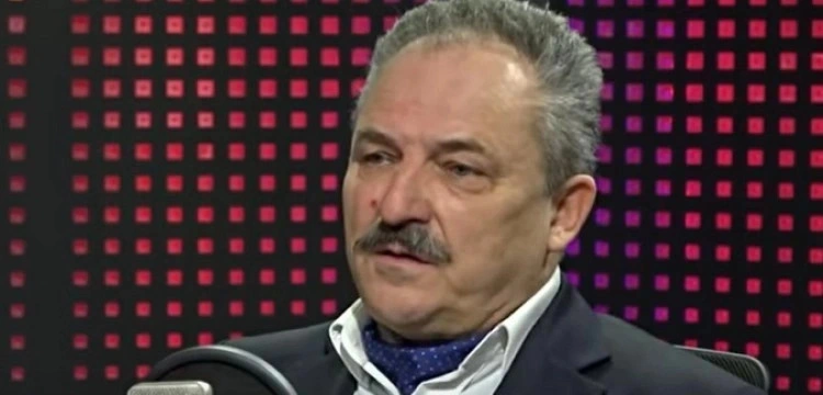 M. Jakubiak o Tusku dla Frondy: ojczyznę na rozbiór narazić może tylko głupi albo agent