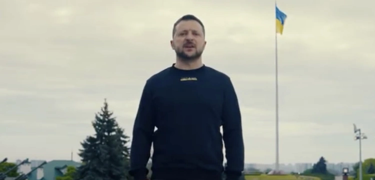 „Znów walczymy ze złem”. Wołodymyr Zełenski w 78. rocznicę zakończenia II WŚ