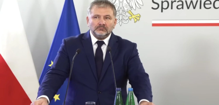 Czarne chmury nad ministrem Żurkiem? Do Polski dotarła delegacja Komisji Weneckiej