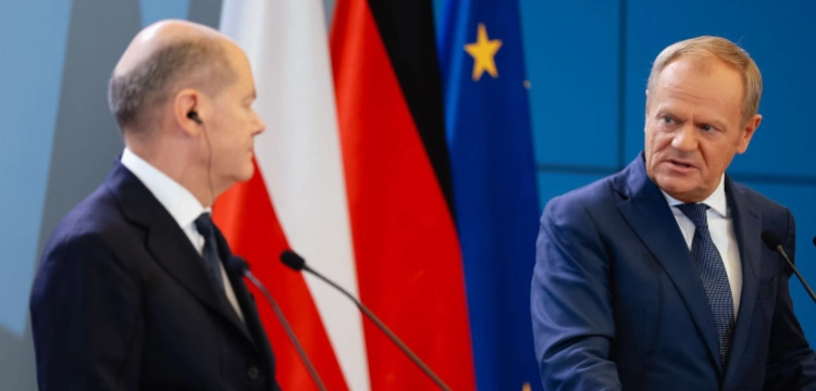 Tusk właśnie zrzekł się w imieniu Polski roszczeń wobec Niemiec?