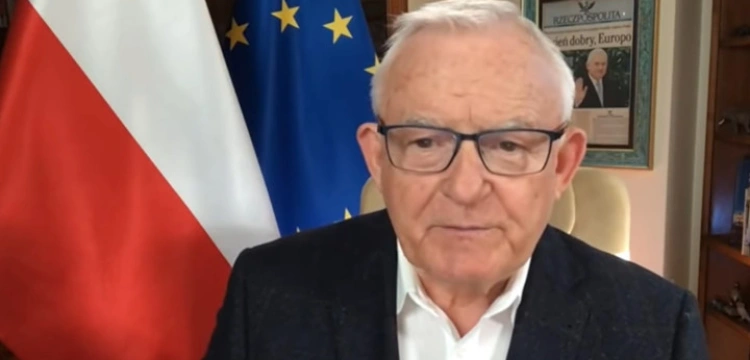 „Wyjdą na idiotów”. Miller niezadowolony z działań KE