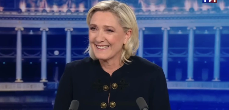 „Fala wciąż rośnie”. Marine Le Pen zabrała głos po porażce