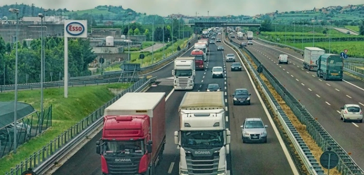 Ustawa o delegowaniu kierowców z podpisem prezydenta