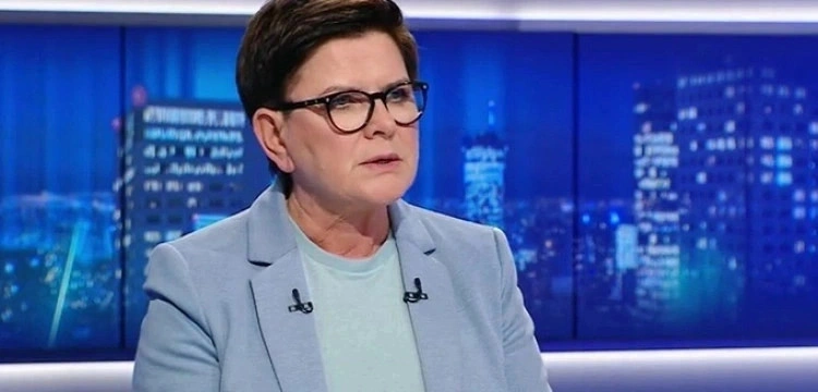 Szydło: Dzisiejszy gigantyczny paraliż to efekt uzależnienia od kilku globalnych korporacji