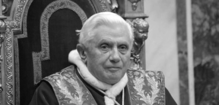 Dziś pogrzeb Benedykta XVI. Przybędzie ok. 100 tys. osób