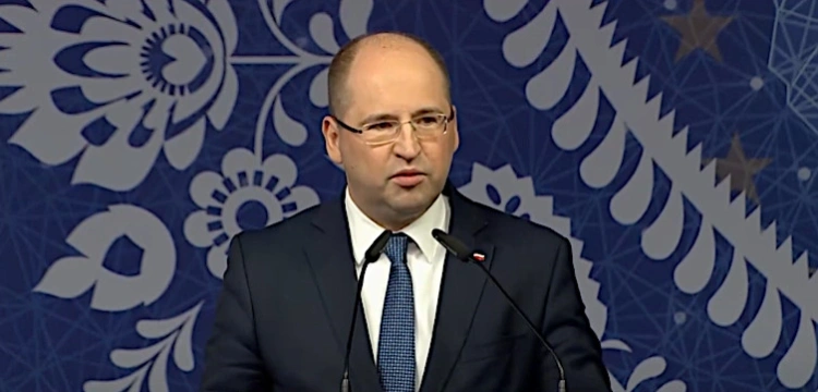 Bielan: Tusk przegrał referendum z narodem – jeśli sam nie odejdzie, to trzeba „odkleić go od stołka”