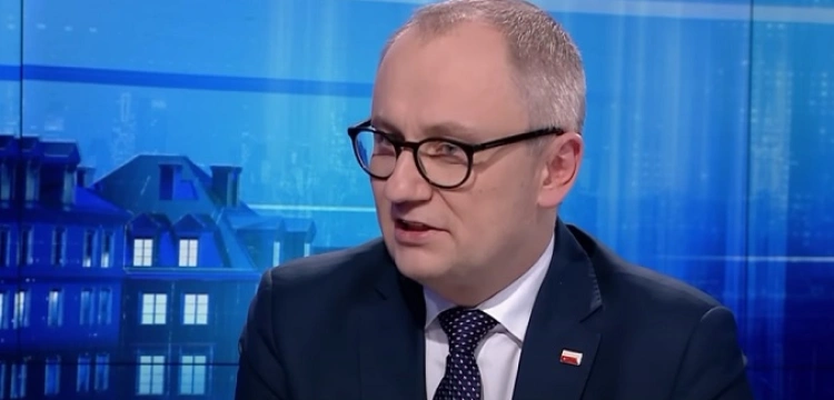 Wiceszef MSWiA: Ze 130 tys. osób, którymi straszy PO, w Polsce jest 30 tys. - zweryfikowanych