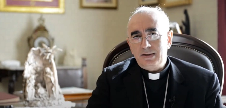 Bp. Staglianò: bycie masonem i katolikiem są nie do pogodzenia z wielu powodów