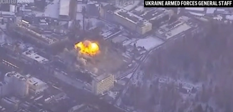 Ukraiński atak na gigantyczne zakłady chemiczne w Rosji [Wideo]