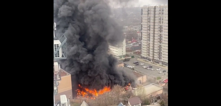 Rostów. Budynek FSB w ogniu [Wideo]