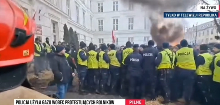 Uwaga! Stare wraca? Policja z gazem na rolników [Wideo]
