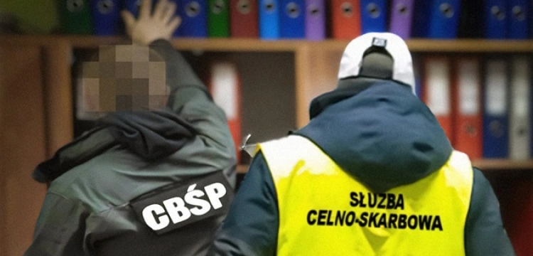 Rozbito ogromną gospodarczą grupę przestępczą - oszukali Skarb Państwa na ok. 20 mln zł