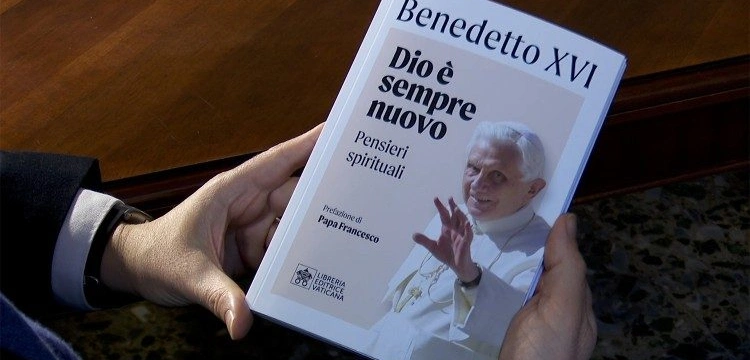 „Bóg jest zawsze nowy” – nowa antologia nauczania Benedykta XVI