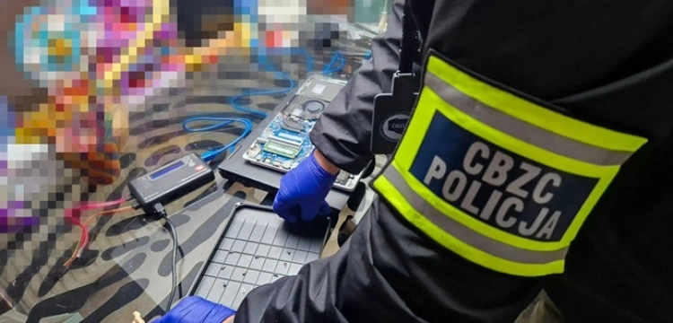 Cybermafia uderza w zakony. „To była operacja na skalę kraju” — alarmuje mec. Majkowska