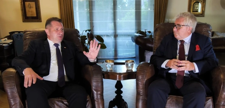 Czarnek: Unia nie jest naszą ojczyzną – tylko narzędziem interesu narodowego