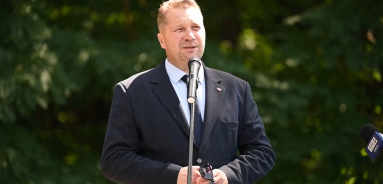 Czarnek: jesteśmy pomiędzy narodami germańskimi, a ruskimi. Stąd nasze cierpienia