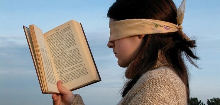 USA. Koniec z totalitaryzmem kulturowym! Rodzice i wydawnictwo pozywają władze na Florydzie