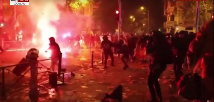 Hiszpanie nie chcą już socjalistów. Wielkie demonstracje w kraju