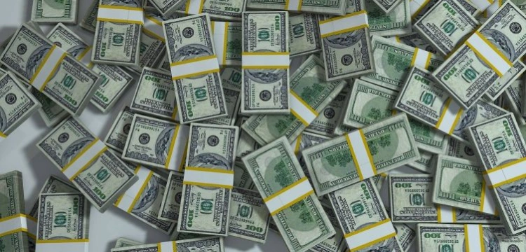 Cela plus: Pranie pieniędzy - zabezpieczono 5,5 mln dolarów. Podejrzanym grozi 15 lat odsiadki