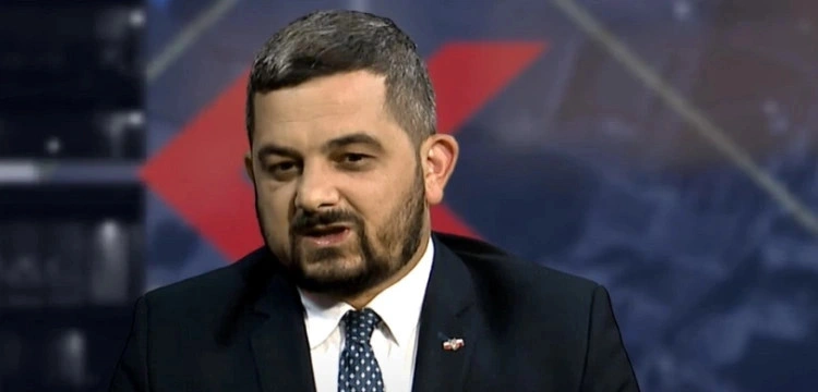 Sobolewski: Tusk lubi scenariusze pisane cyrylicą. Pozycja Błaszczaka jest bardzo silna