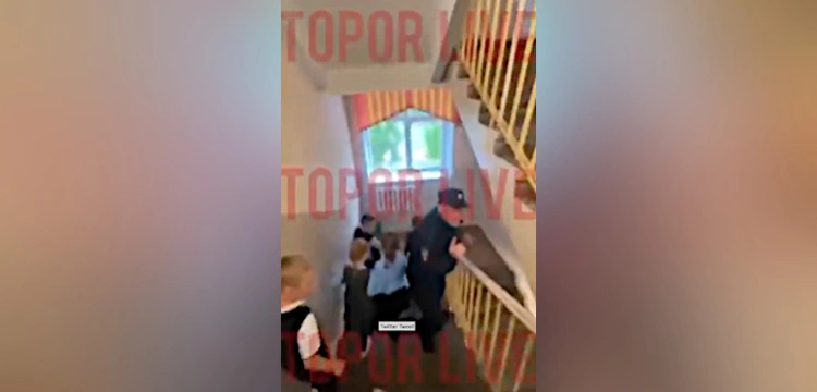 Strzelanina w rosyjskiej szkole. Wśród ofiar są dzieci