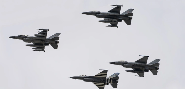 Rosyjskie bombowce u wybrzeży Alaski. Alarm w siłach powietrznych USA