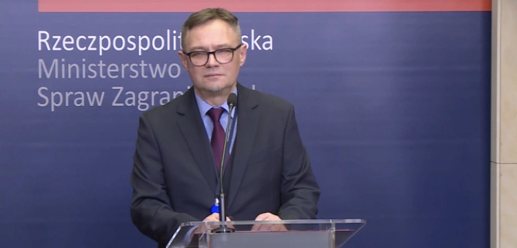 „Nie przysługuje jej bezpłatna ewakuacja”. Polka musiała sama zapłacić za bilet z Iranu