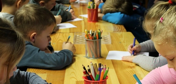 ONZ: Watykan przeciw deprawacji dzieci w szkołach