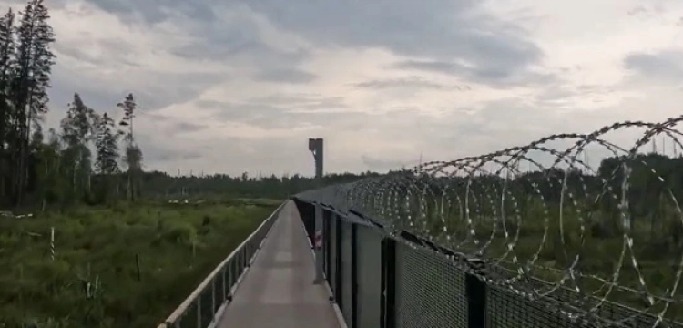 Estonia bierze przykład z Polski i też buduje płot graniczny. Odgradza się od Rosji [Wideo]