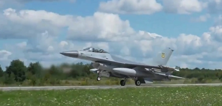 Ukraina już z nowymi myśliwcami F-16 [Wideo]