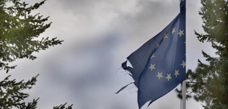 Sueddeutsche Zeitung: dziękujmy PiS za to, że UE kontroluje praworządność