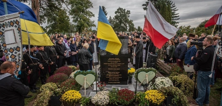 Polacy coraz bardziej sceptyczni wobec ukraińskich uchodźców