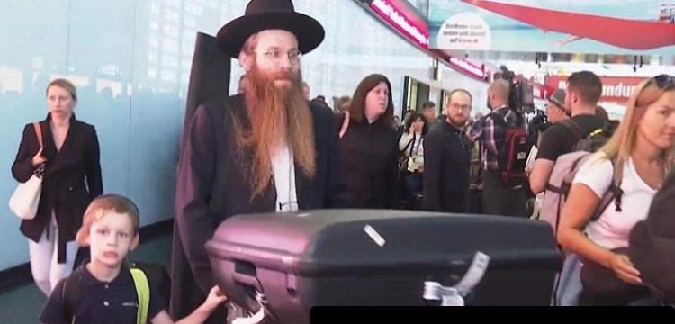 Zagrożenie terrosystyczne we Francji. Trwa ewakuacja sześciu lotnisk