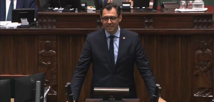 Poseł KO obraża Prezydenta. „Zagraża Polsce, powinien zostać przebadany”