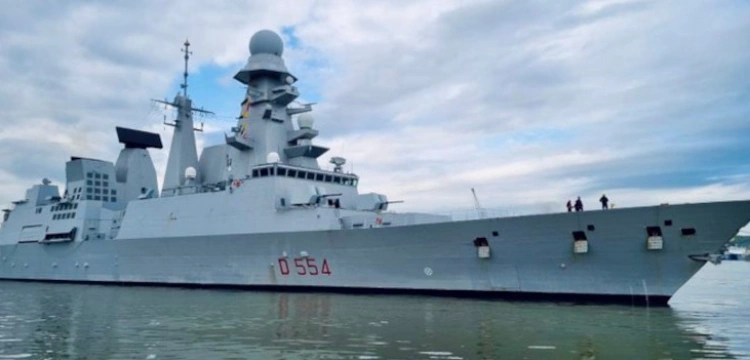 Włoski niszczyciel rakietowy już w Polsce!