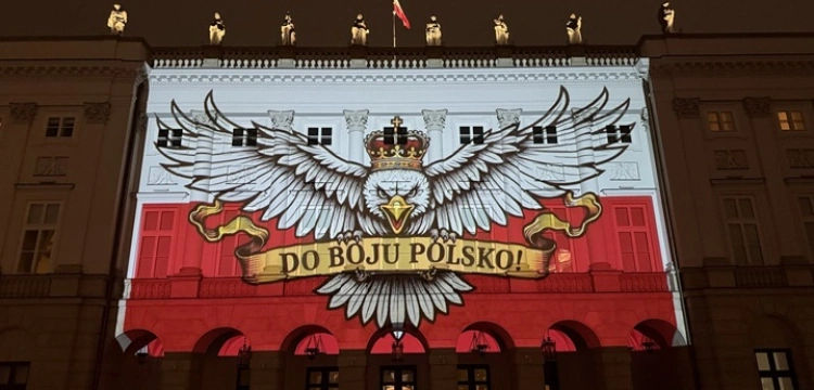 Pałac Prezydencki świeci dla kibiców. Nawrocki użył grafiki… zakazanej na stadionie